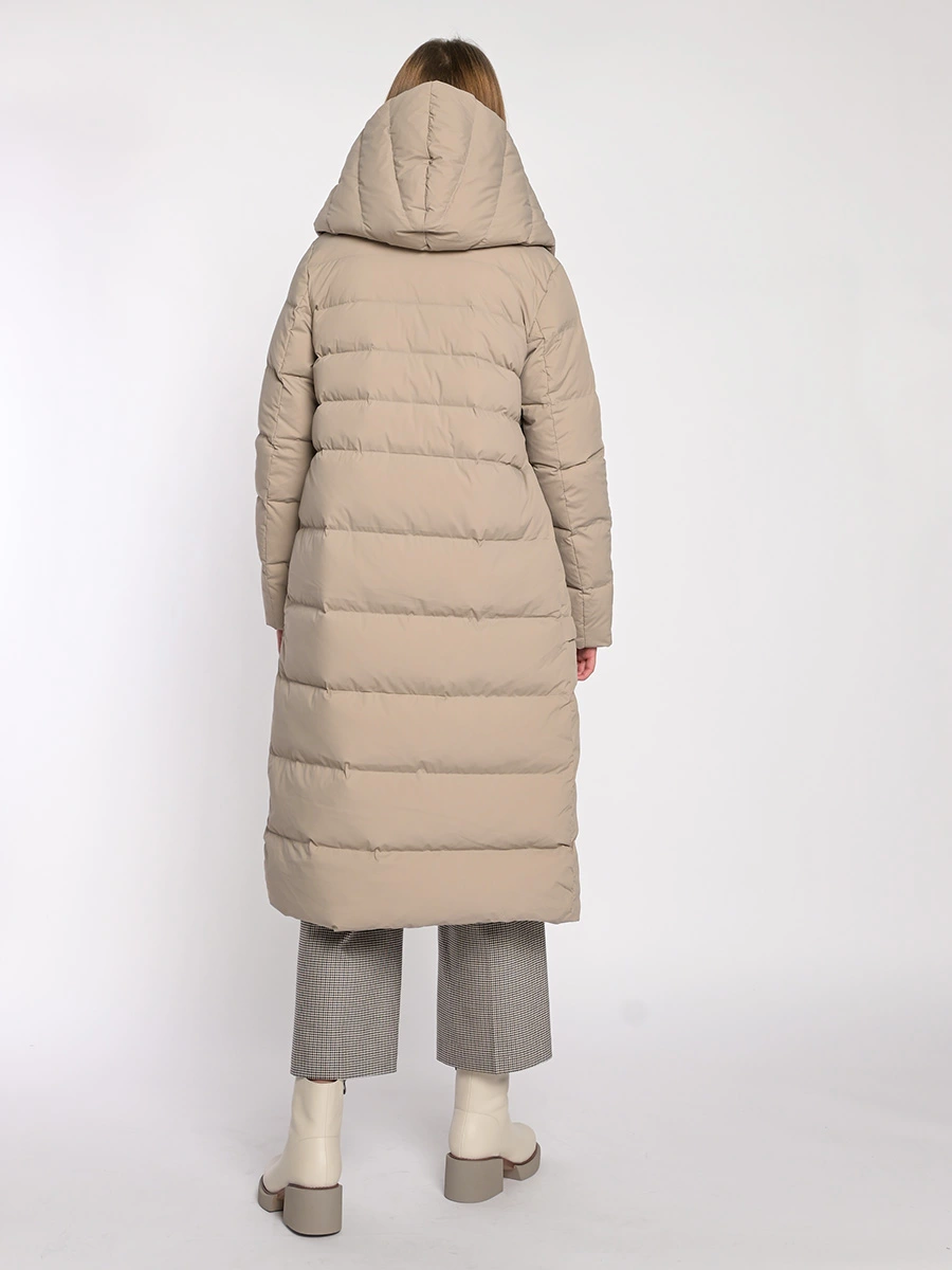 Пуховое пальто с капюшоном